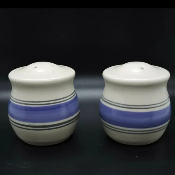 Pfaltzgraff - Rio Pattern (#49) Salt & Pepper Shaker Set - Mexico - Picture 2 of 8